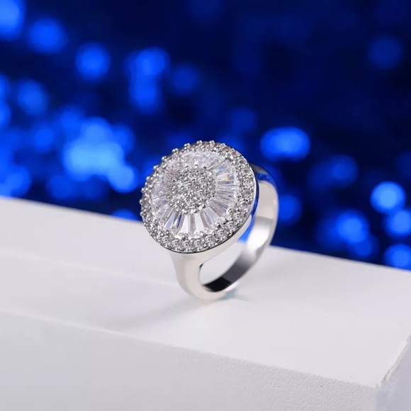 Jewelry - New Bohemian Style Diamond Finger Ring